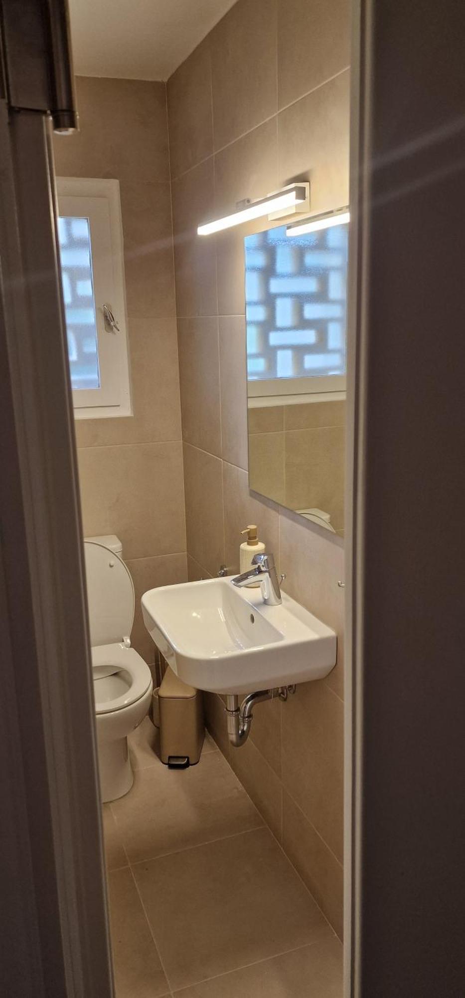 אתונה A Cozy Affordable Place At Voula מראה חיצוני תמונה